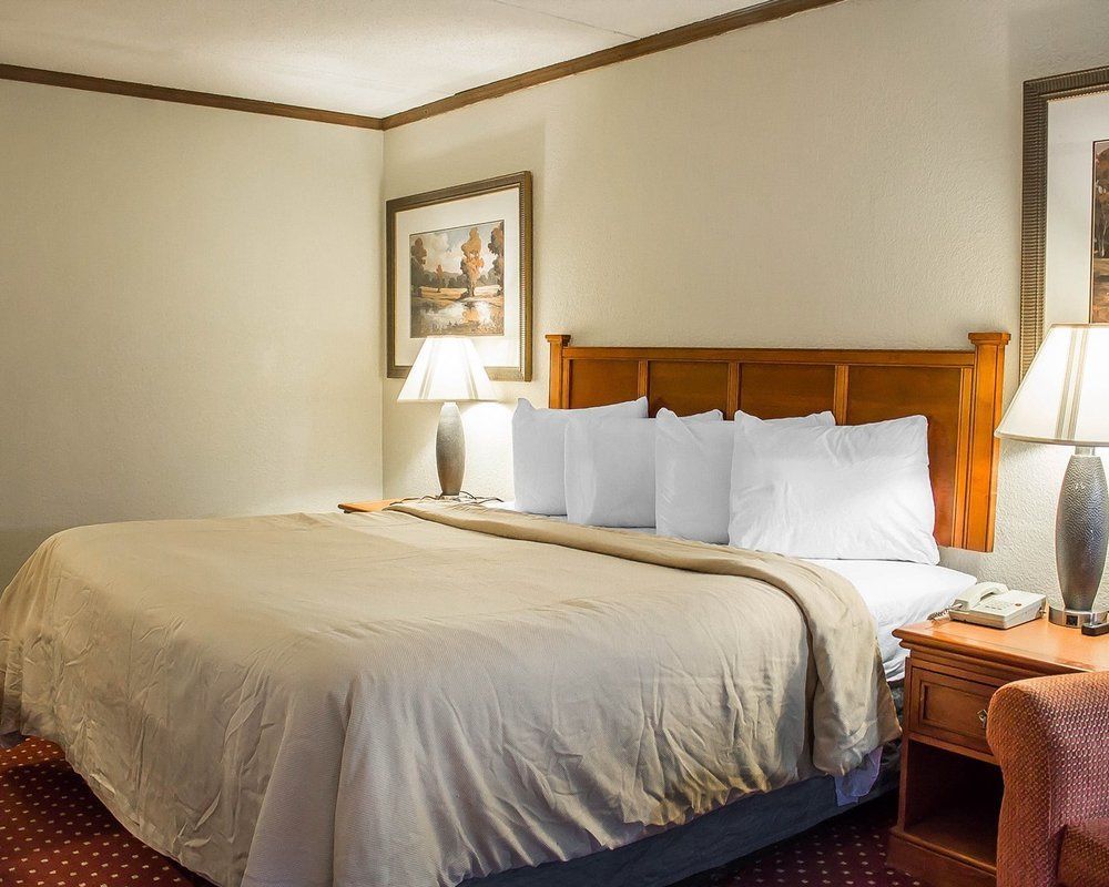 Super 8 By Wyndham Perrysburg-Toledo Hotel Bagian luar foto